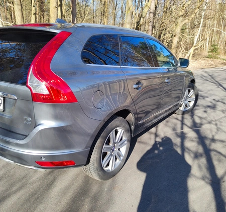 Volvo XC 60 cena 80900 przebieg: 116000, rok produkcji 2017 z Lublin małe 232